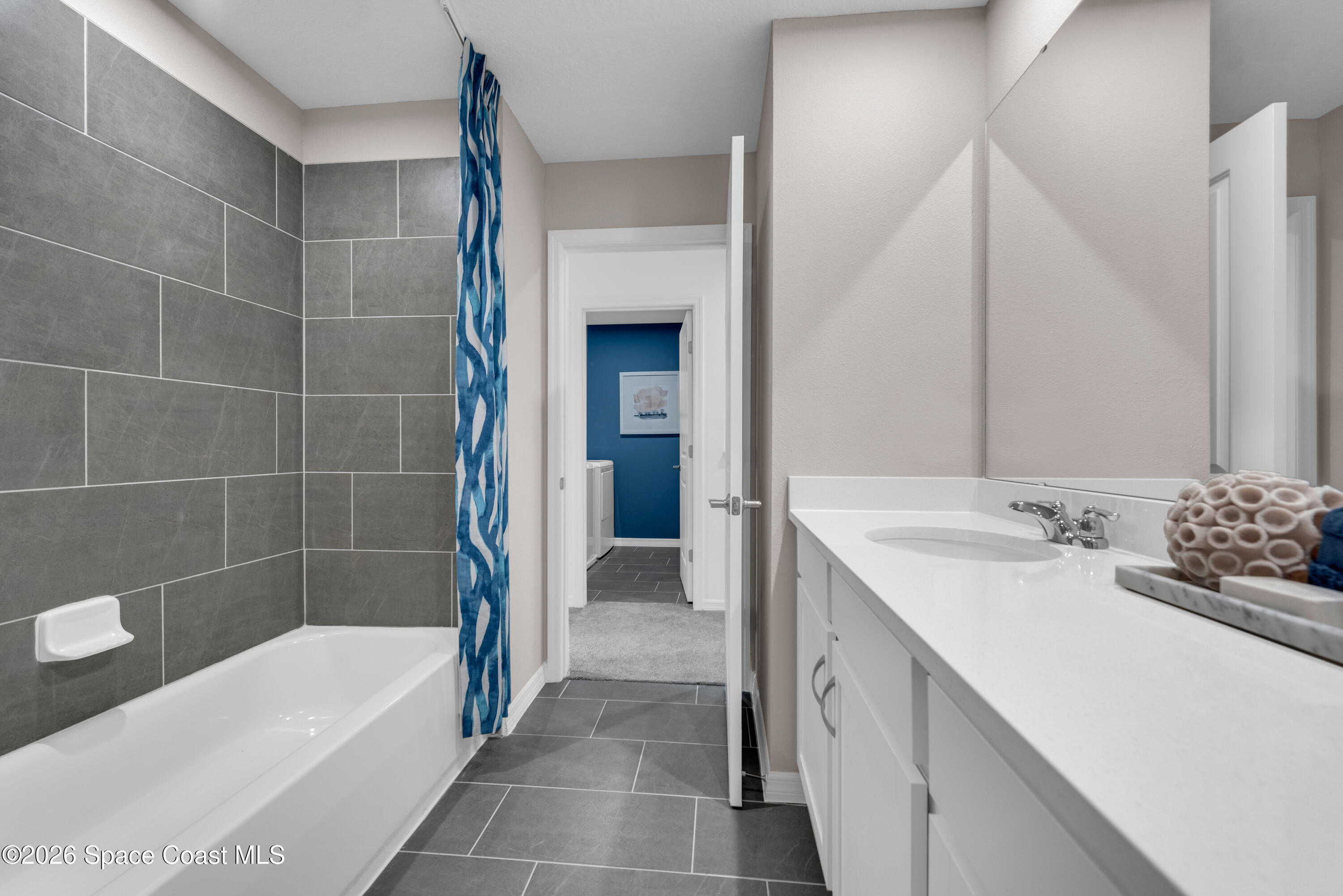 816 Castleford Avenue Northeast Palm Bay, FL 32905 - Photo 26 of 28 P_ORL_APT_Atrium_INT_BTH2_1