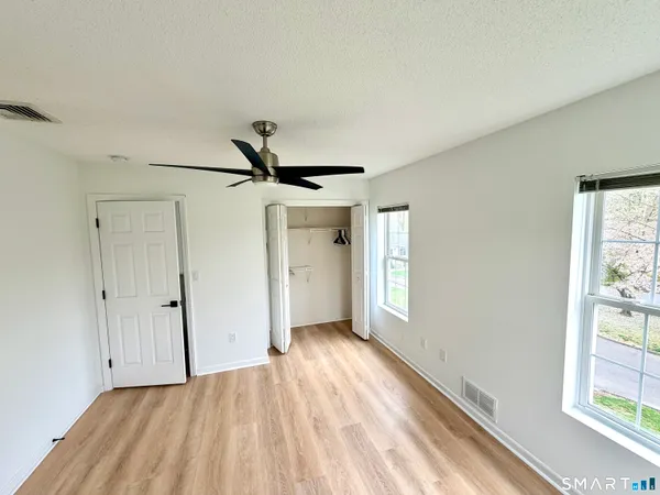 $3,000 | 19 Lakeview Drive, Unit 19, Branford, CT 06405