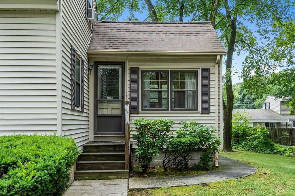12 Rangeway Road Billerica, MA 01862 - Photo 3 of 34