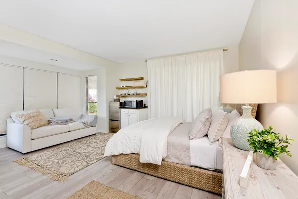 $3,500 | 11818 Pebblewood Drive, Unit 101, Wellington, FL 33414