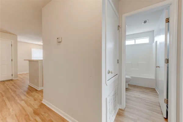 $1,250 | 3301 El Salido Parkway, Unit 611, Cedar Park, TX 78613