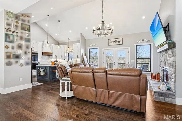 $619,900 | 5 Dove Court, Hillsboro, MO 63050