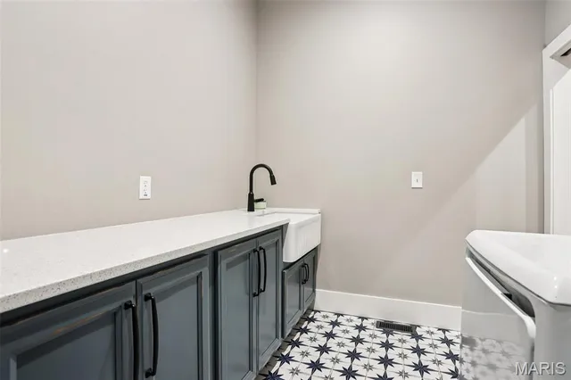 $619,900 | 5 Dove Court, Hillsboro, MO 63050