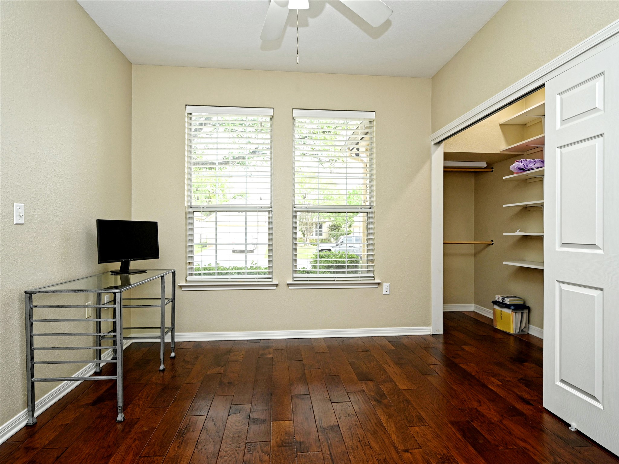 121 Buttercup Trail Georgetown, TX 78633 - Photo 26 of 31 Front flex room can be used as office or bedroom.