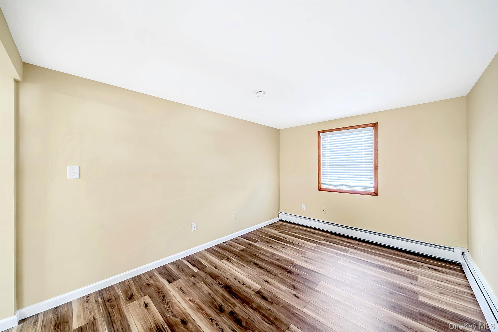 263 Commack Road Deer Park, NY 11729 - Photo 24 of 24 Gallery Image 24