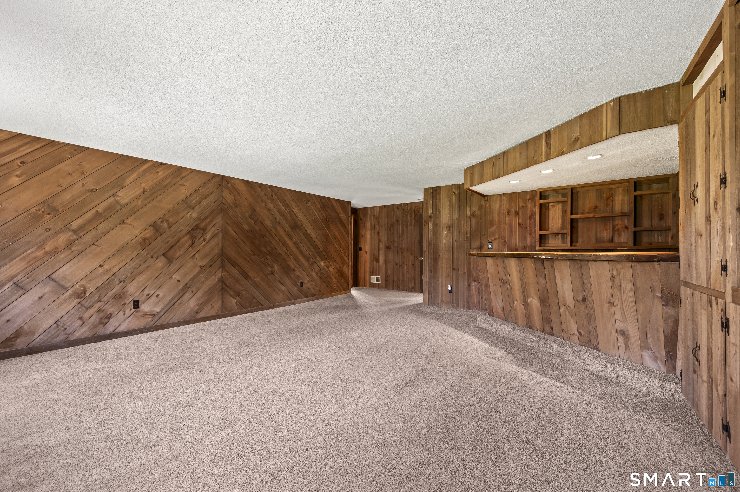 117 Charter Oak Road Southbury, CT 06488 - Photo 6 of 40 a view of a garage