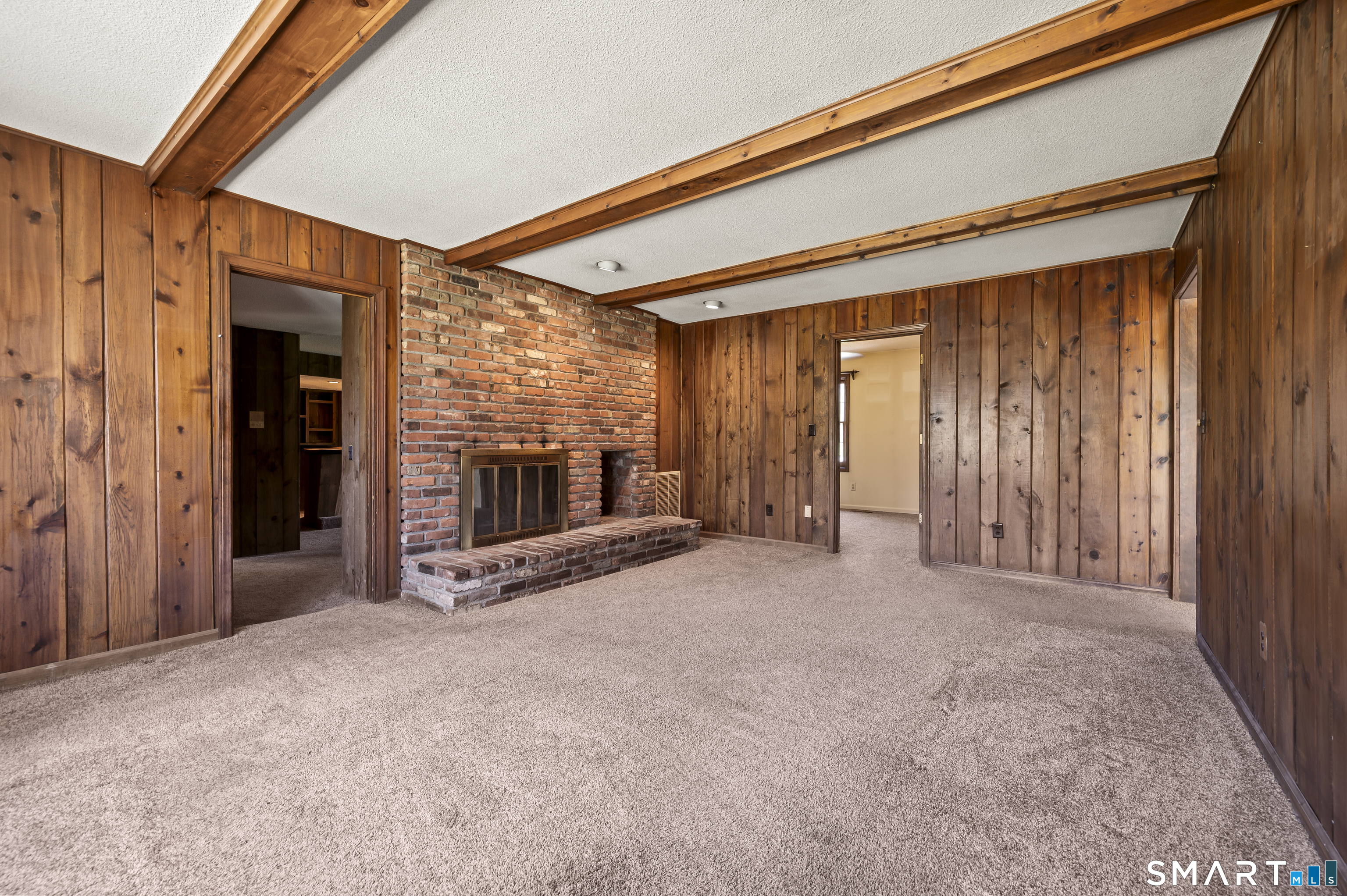 117 Charter Oak Road Southbury, CT 06488 - Photo 7 of 40