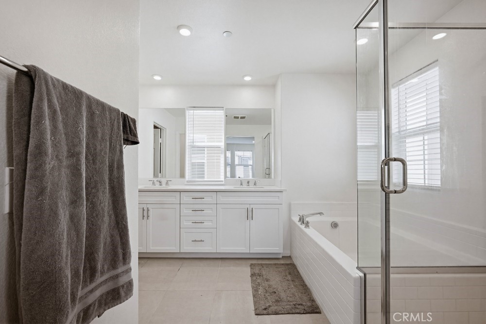 950 Helena Ridge Lake Elsinore, CA 92530 - Photo 22 of 41