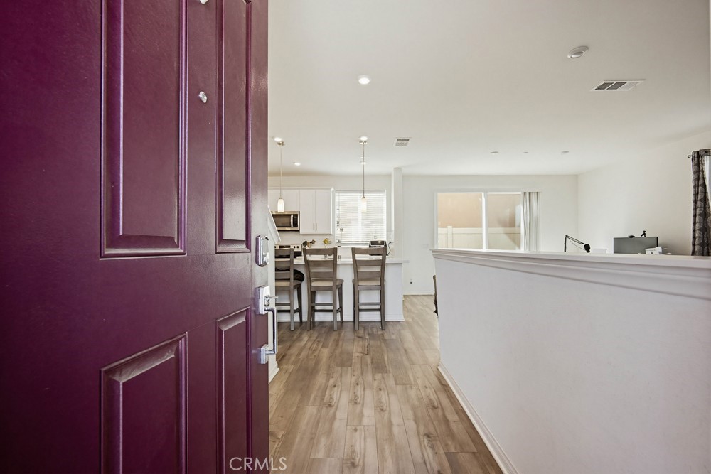 950 Helena Ridge Lake Elsinore, CA 92530 - Photo 7 of 41