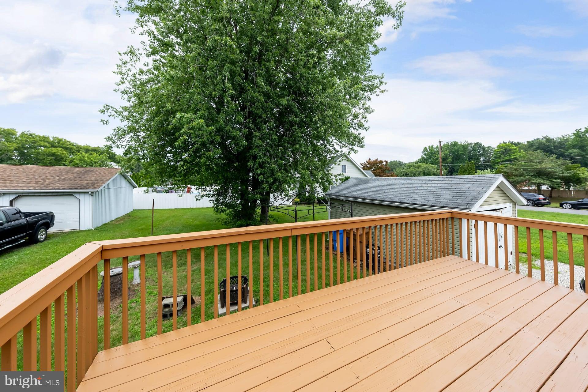 16 Mantua Road Mount Royal, NJ 08061 - Photo 5 of 24