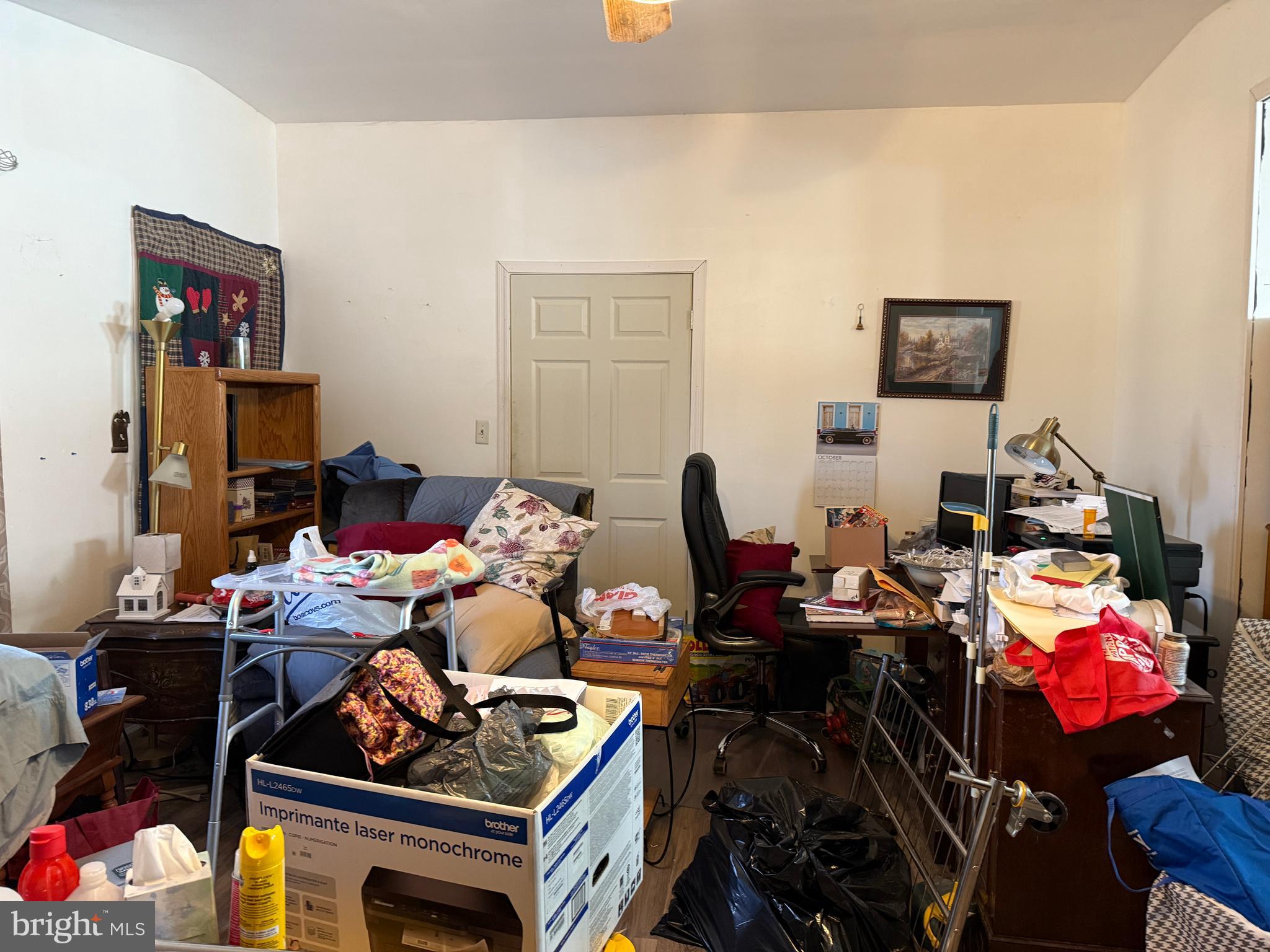 15 Foundry Road Shrewsbury, PA 17361 - Photo 6 of 46 a room with furniture a rug and a window