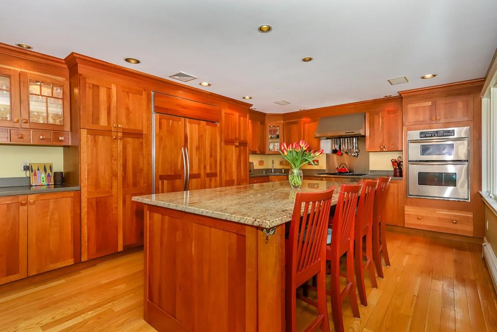 41 Algonquin Road Canton, MA 02021 - Photo 11 of 29