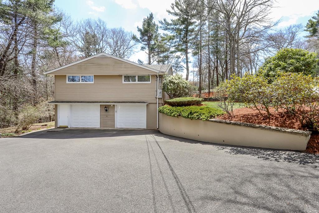 41 Algonquin Road Canton, MA 02021 - Photo 4 of 29