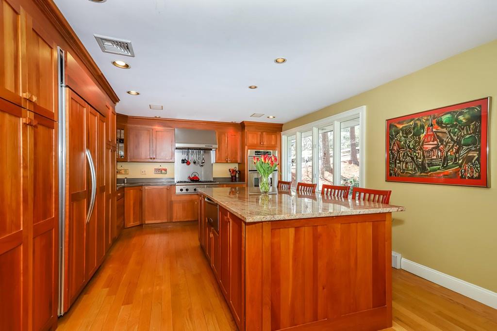 41 Algonquin Road Canton, MA 02021 - Photo 10 of 29
