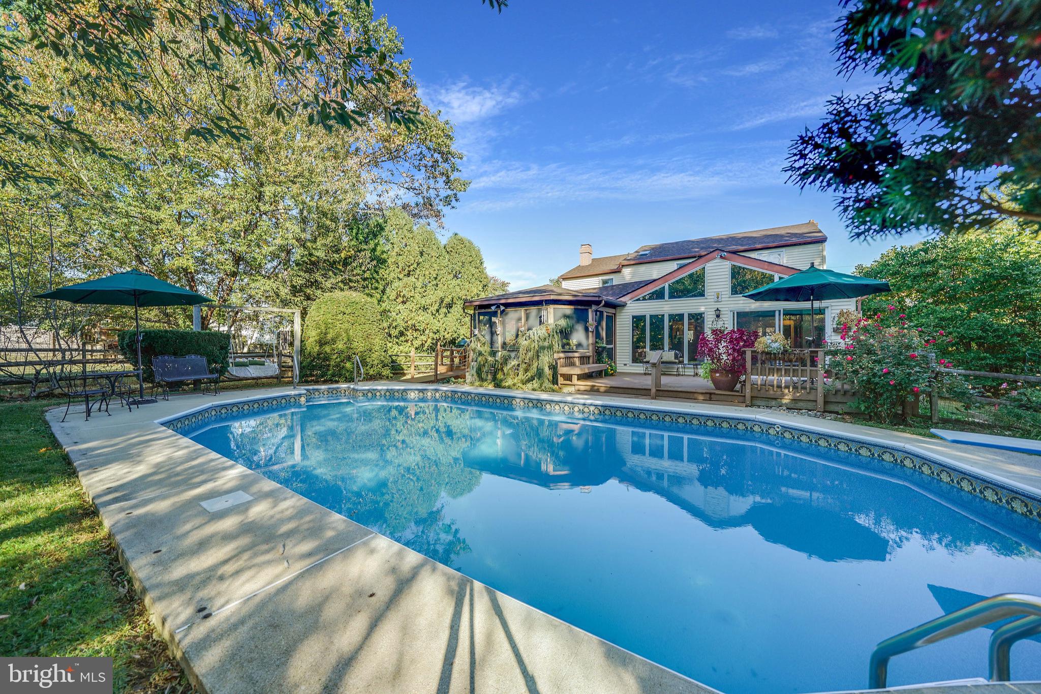 Pool/back of house