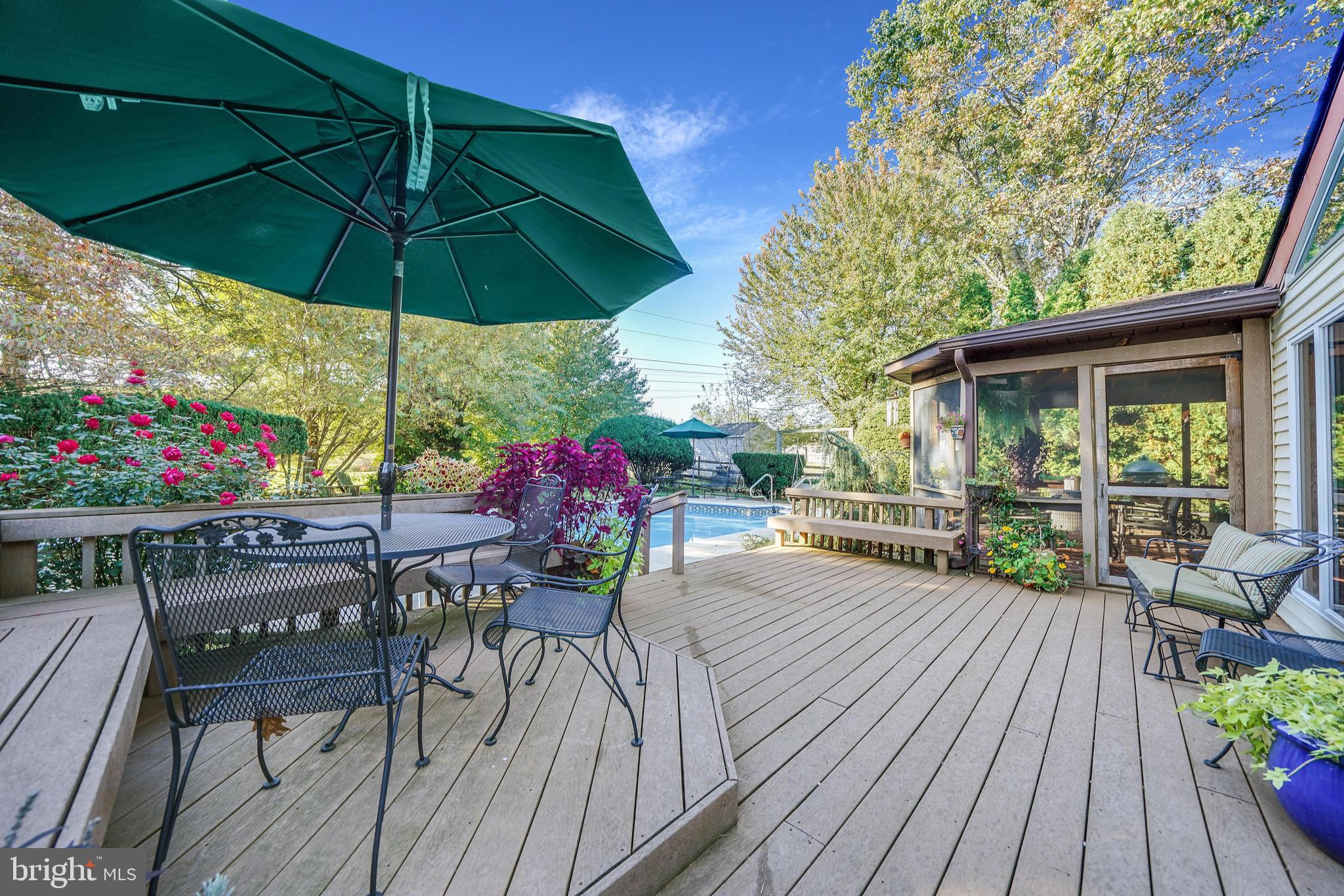 19 Birch Road Malvern, PA 19355 - Photo 8 of 54 Deck
