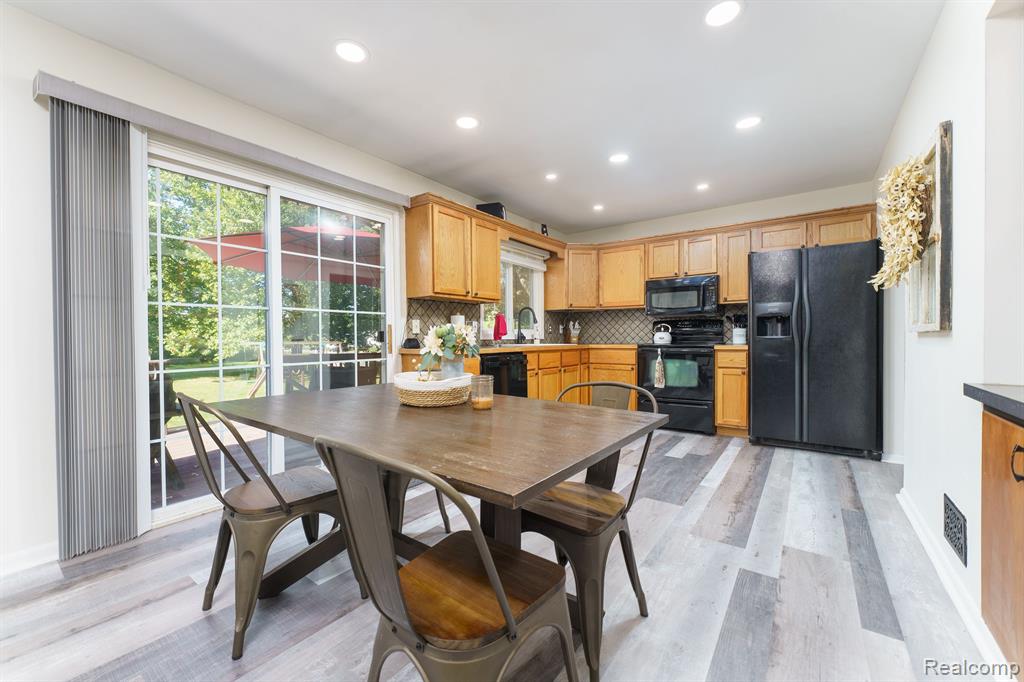 5416 Torrey Road Flint, MI 48507 - Photo 10 of 32