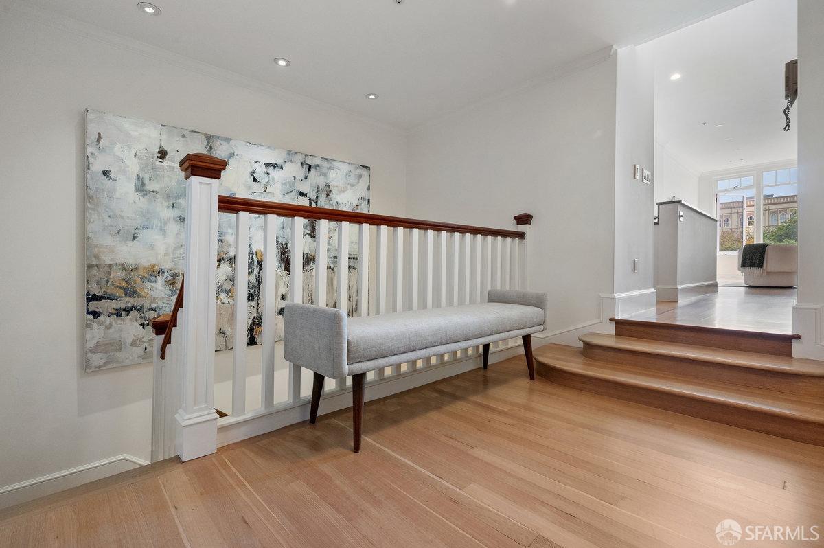 2961 Pacific Avenue San Francisco, CA 94115 - Photo 21 of 64 a view of entryway with livingroom