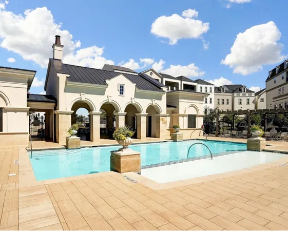 $815,000 | 949 Blackshire Lane, Houston, TX 77055