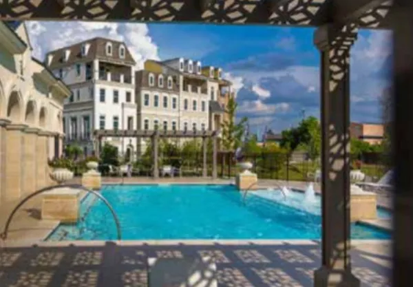 $815,000 | 949 Blackshire Lane, Houston, TX 77055