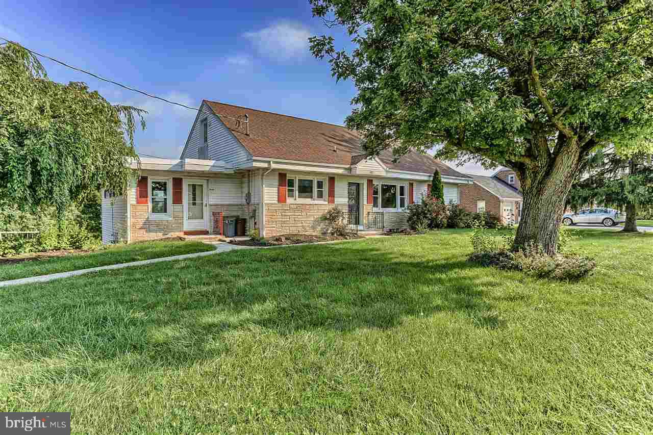 4123 Grandview Road Hanover, PA 17331 - Photo 2 of 36 Gallery Image 2
