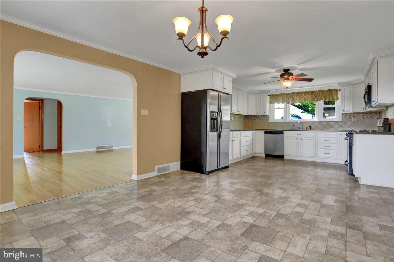 4123 Grandview Road Hanover, PA 17331 - Photo 13 of 36 Gallery Image 13
