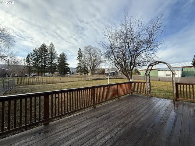 $116,000 | 210 Highway 395, Long Creek, OR 97856