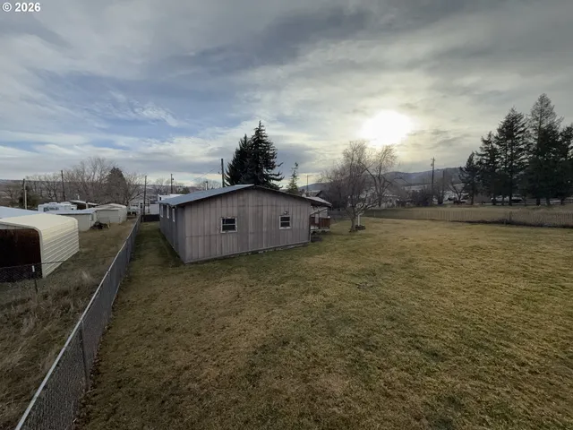 $116,000 | 210 Highway 395, Long Creek, OR 97856