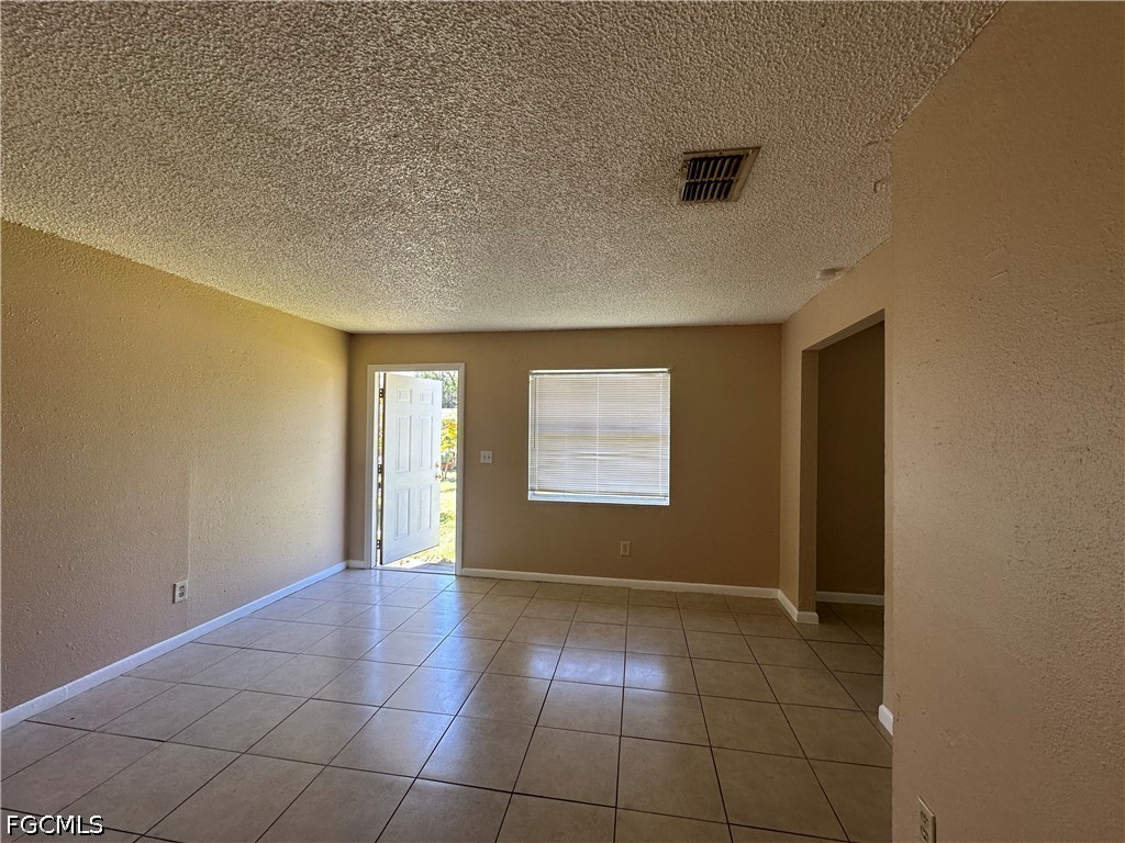 4425 Ruthann Court North Fort Myers, FL 33917 - Photo 6 of 21