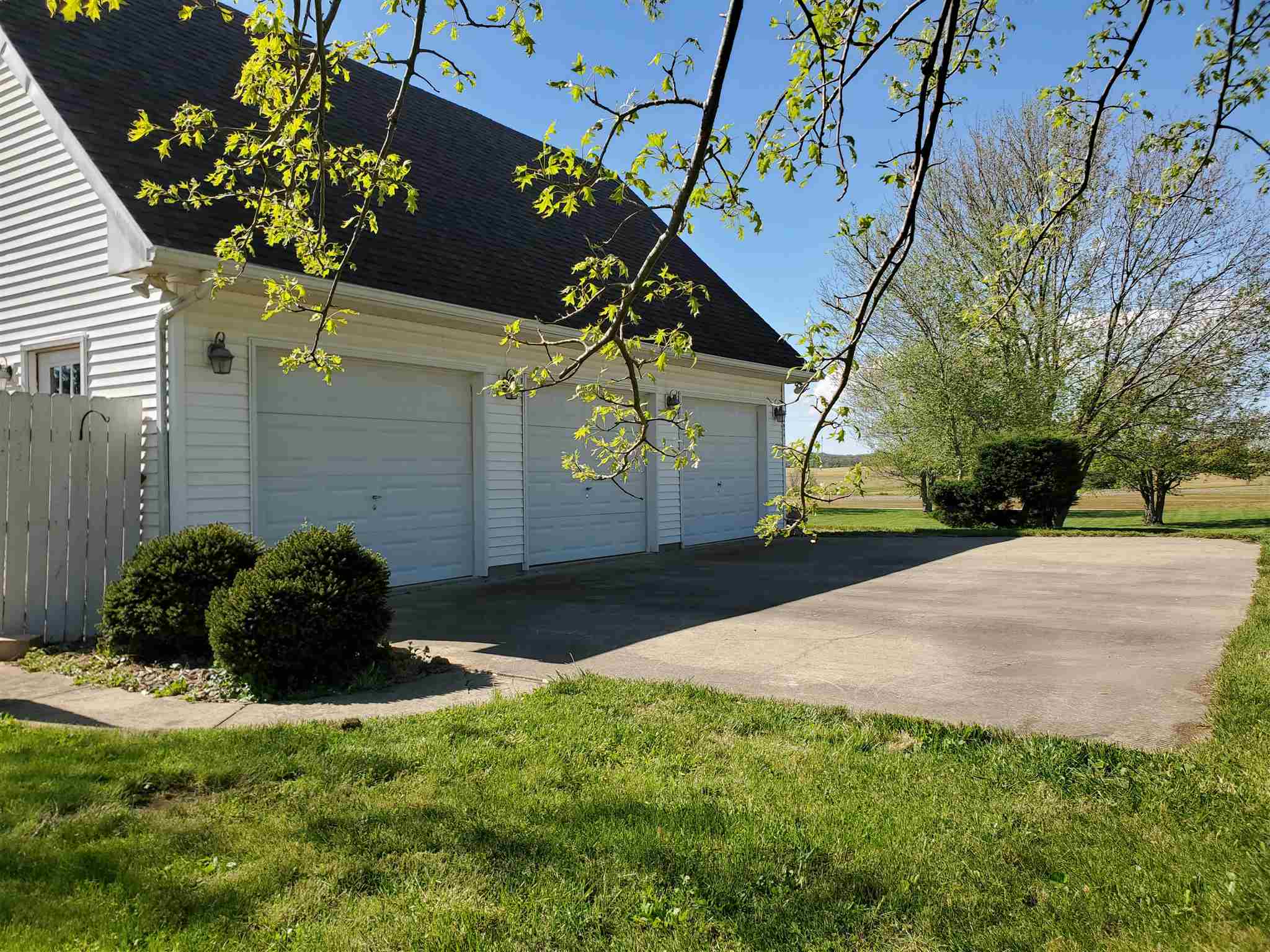 870 Parks Addition Road Mitchell, IN 47446 - Photo 28 of 36 Gallery Image 28