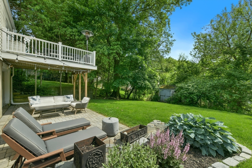 26 Heard Road Arlington, MA 02474 - Photo 18 of 27 Gallery Image 18