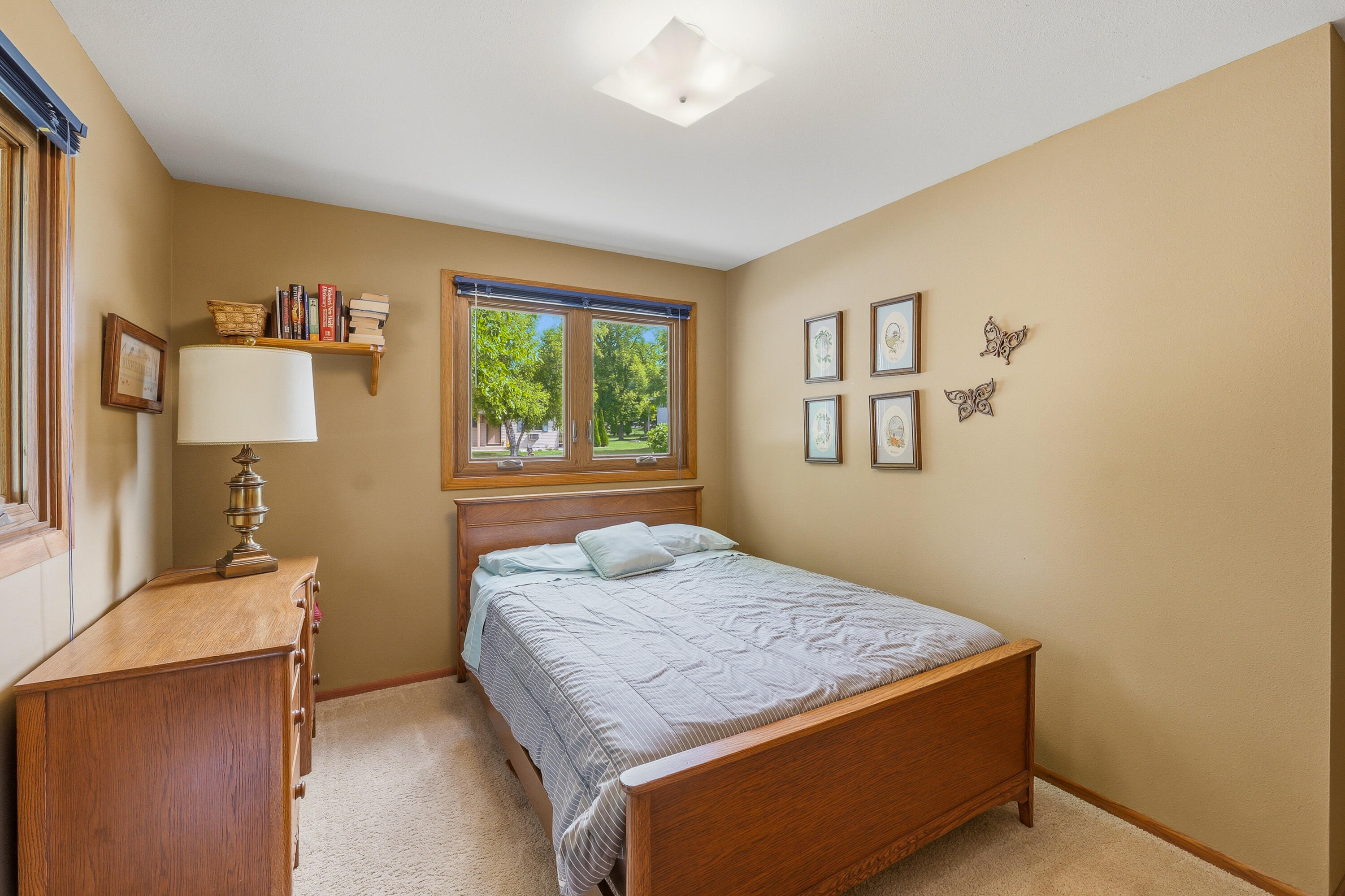 1237 Audubon Road Howards Grove, WI 53083 - Photo 14 of 31 Bedroom 2