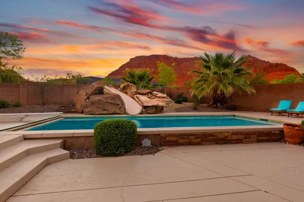 $1,725,000 | 207 Painted Hills Drive, Ivins, UT 84738