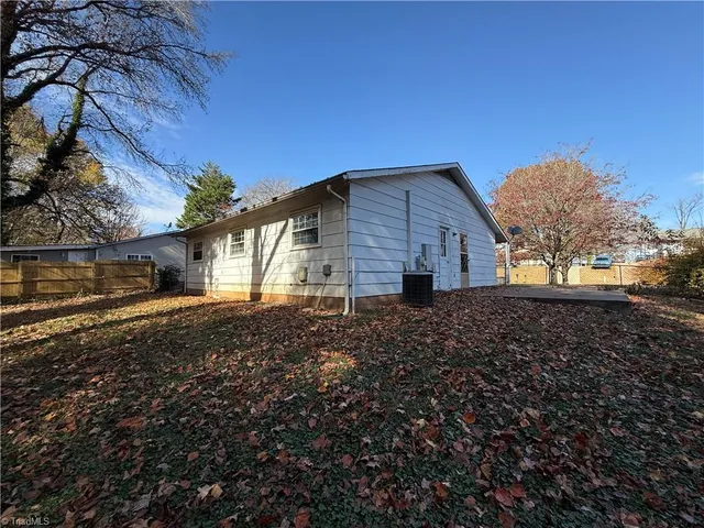 $1,395 | 2770 Laguna Avenue, Winston-Salem, NC 27103