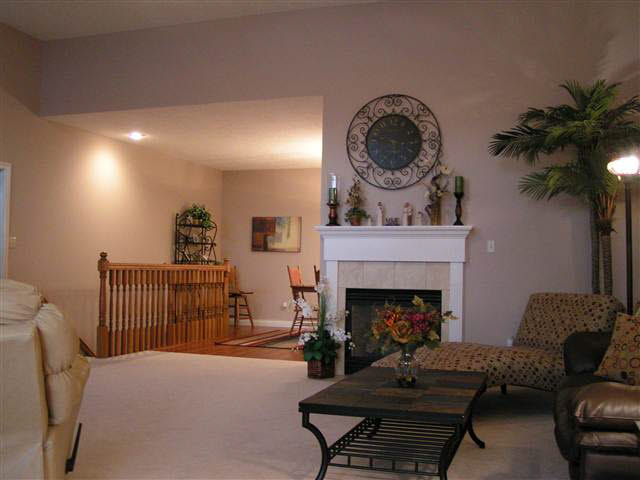 308 South Buckingham Road Yorktown, IN 47396 - Photo 2 of 9 Gallery Image 2