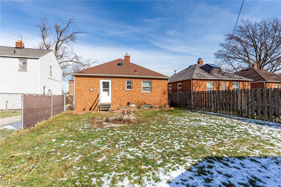 5215 Redfern Road Parma, OH 44134 - Photo 17 of 21