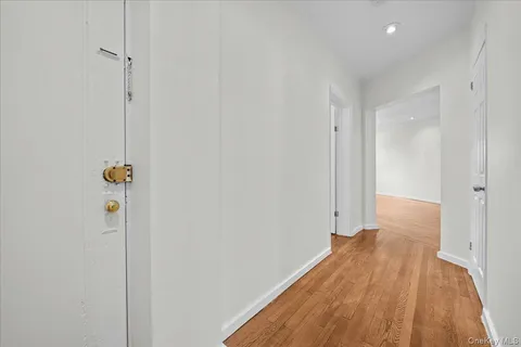 $310,000 | 1440 Boston Post Road, Unit 2I, Larchmont, NY 10538