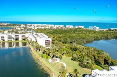 221 Northeast Plantation Road, Unit 311 Stuart, FL 34996 - Photo 4 of 28 Gallery Image 4