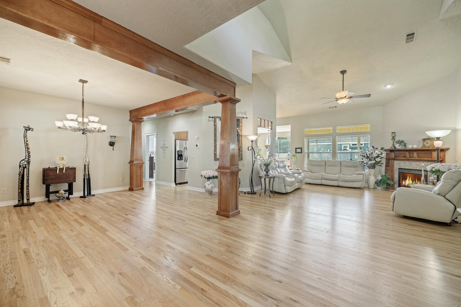 128 Oak Point Drive Eagle Point, OR 97524 - Photo 8 of 31