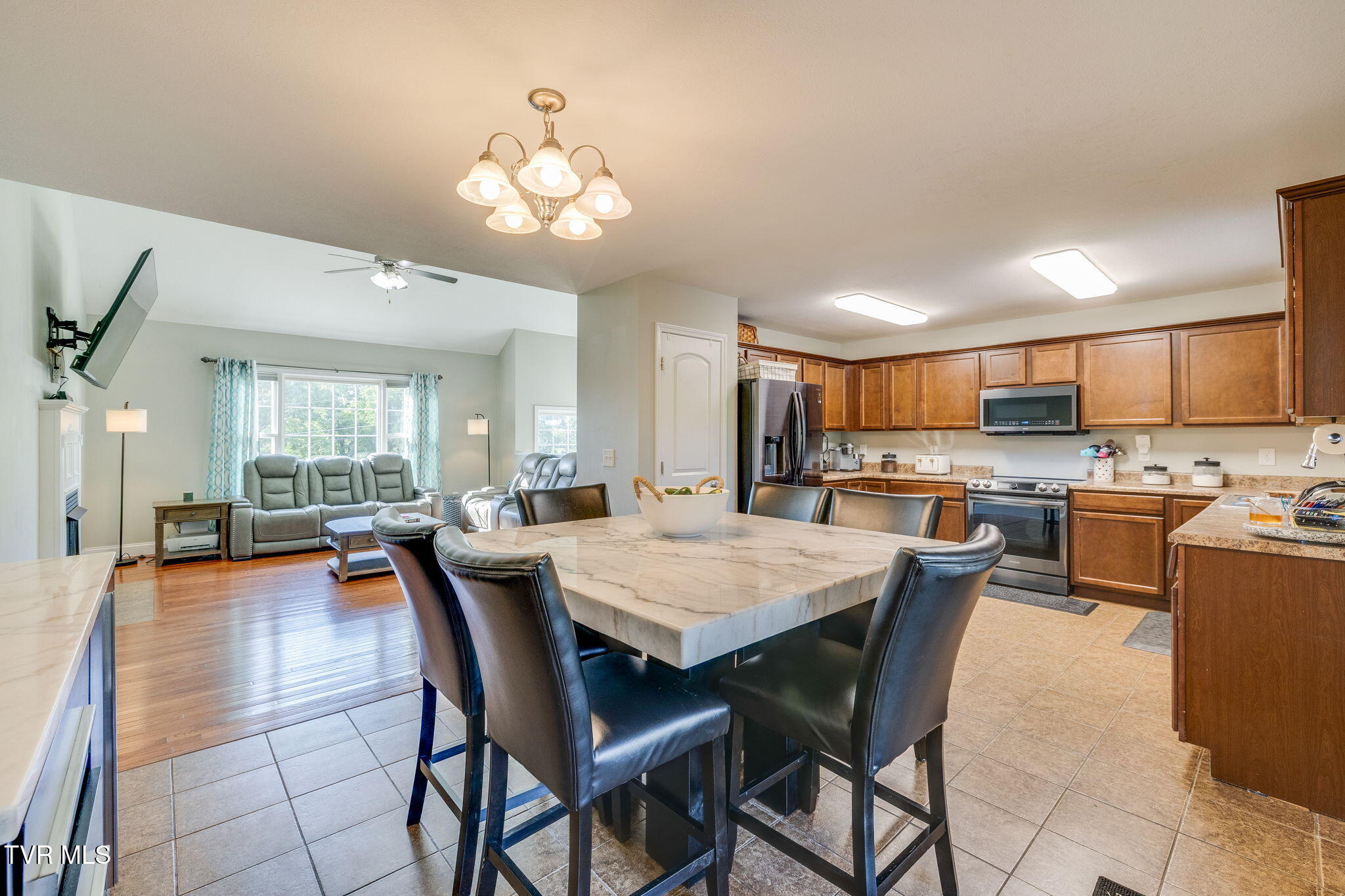 158 Slate Hill Road Telford, TN 37690 - Photo 11 of 40 011
