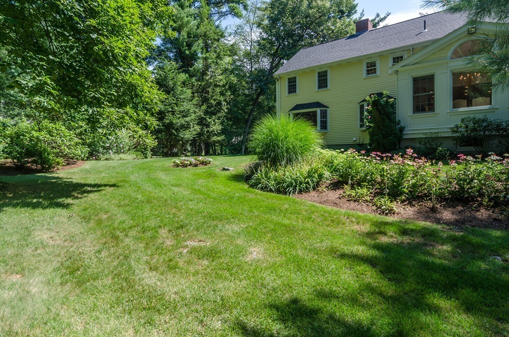 111 Montvale Road Weston, MA 02493 - Photo 25 of 25