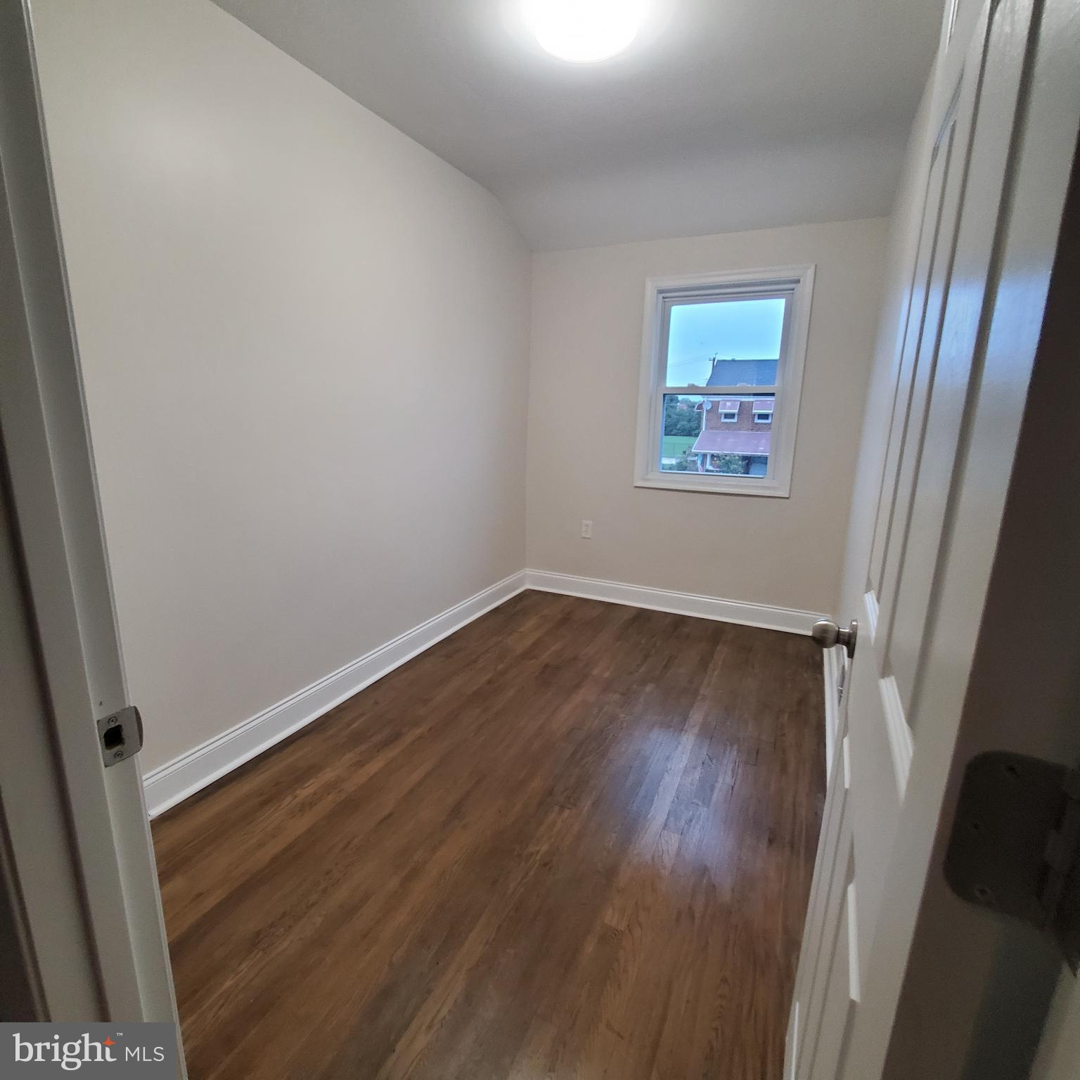 8409 Kavanagh Road Baltimore, MD 21222 - Photo 14 of 26