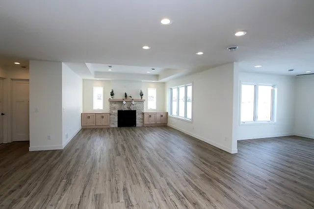 $514,000 | 255 Eau Claire Street Southeast, Hutchinson, MN 55350