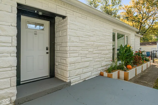 $247,000 | 61 Delbrick Lane, Indianapolis, IN 46229