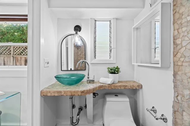 $1,150,000 | 1200 El Centro Avenue, Oakland, CA 94602