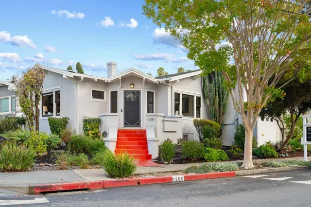$1,150,000 | 1200 El Centro Avenue, Oakland, CA 94602
