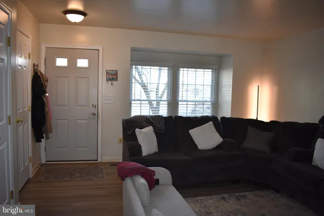 $2,500 | 9464 Teaberry Court, Manassas, VA 20110