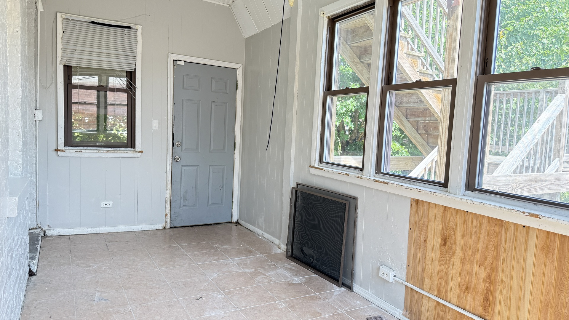 8411 South Elizabeth Street Chicago, IL 60620 - Photo 18 of 21