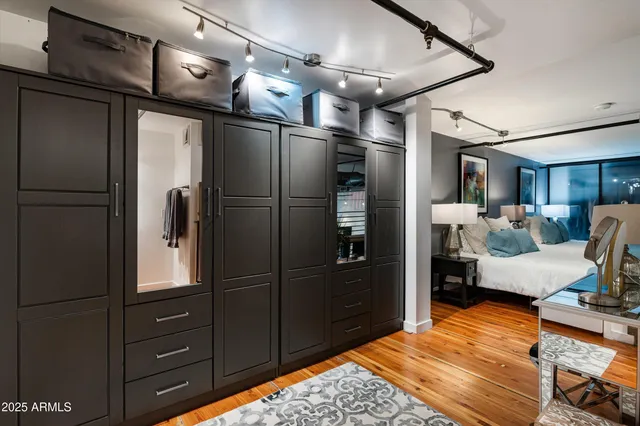 $1,099,000 | 914 East Osborn Road, Unit 404, Phoenix, AZ 85014