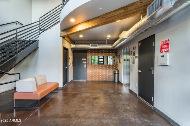 $1,099,000 | 914 East Osborn Road, Unit 404, Phoenix, AZ 85014